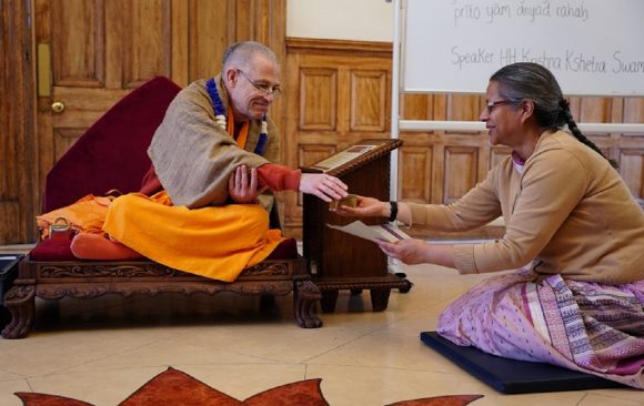 feature Graduates of Bhakti Vaibhava