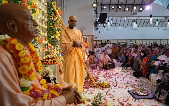 featured A glorious step for a dear monk