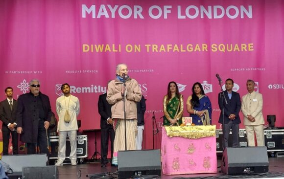 ISKCON Bhaktivedanta Manor hosts Diwali in London