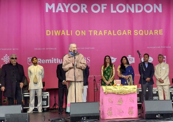 ISKCON Bhaktivedanta Manor hosts Diwali in London