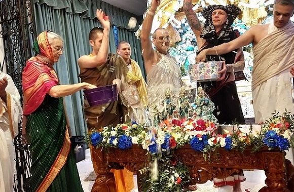 Bhaktivedanta Manor joins global celebration of Lord Rama’s return to Ayodhya