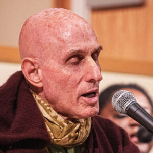 Evening Kirtan with Mahatma Das