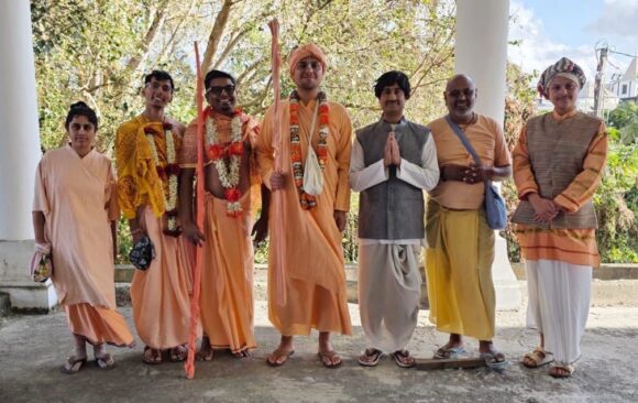 Bhaktivedanta Players tour Mauritius for special Anniversary