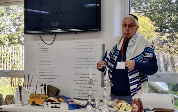 Gurukula Observes Interfaith Week with Respect, Curiosity and Devotion