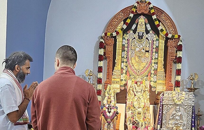 cover new murti Unity in Devotion